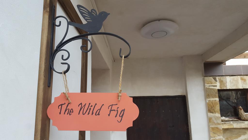 Отель The Wild Fig Шумен Экстерьер фото